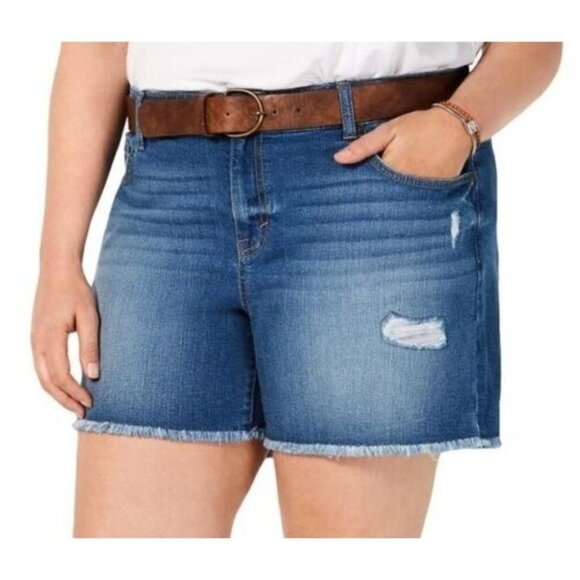 NWT Style & Co. Mid-Rise Denim Light Blue Distressed Belted Shorts size 12 - Picture 1 of 9